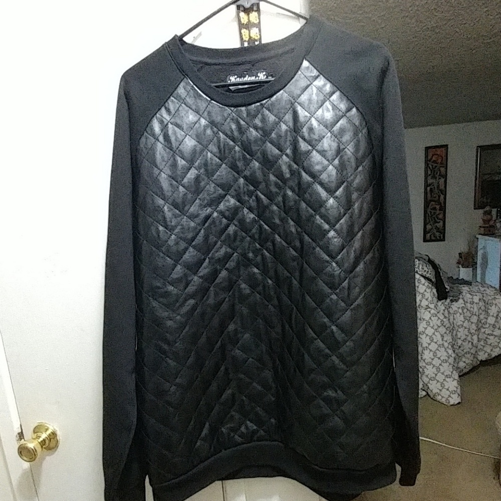 Kayden sweater
